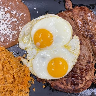 Carne Asada and Eggs Pl